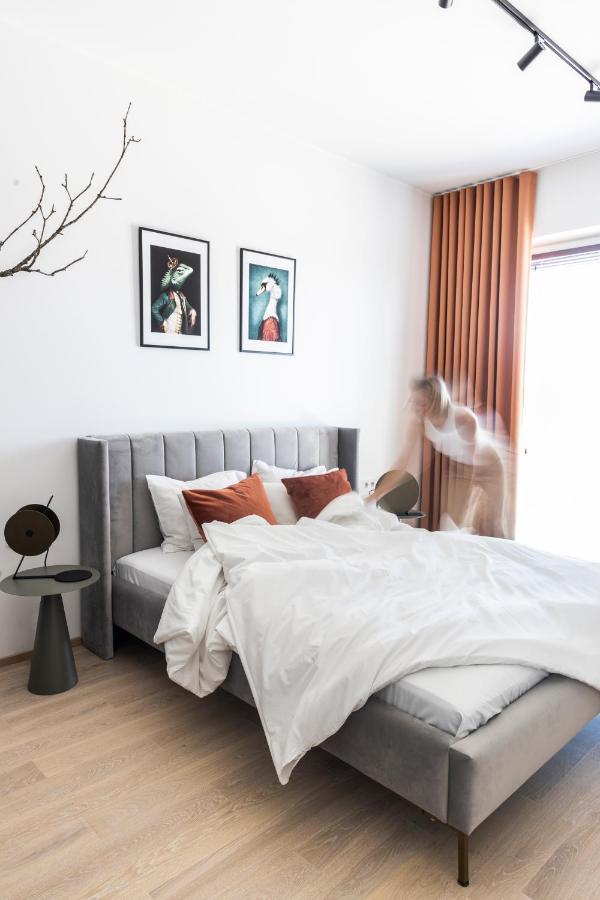 Kadriorg Plaza 2 Bedroom Free Parking Таллин Экстерьер фото